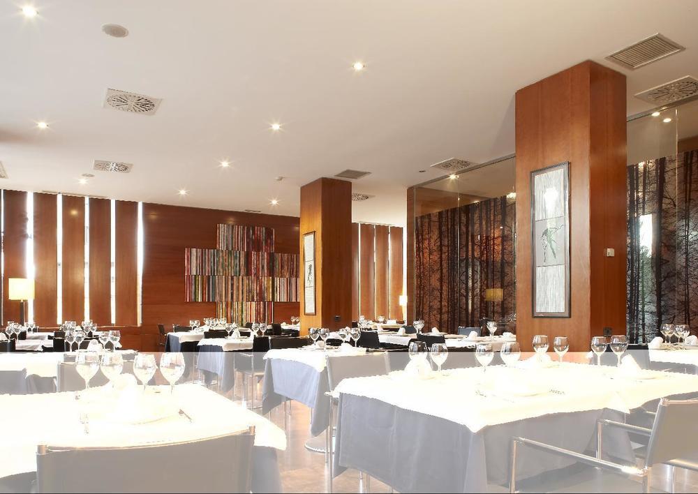 Ac Hotel Ponferrada By Marriott Restaurant foto