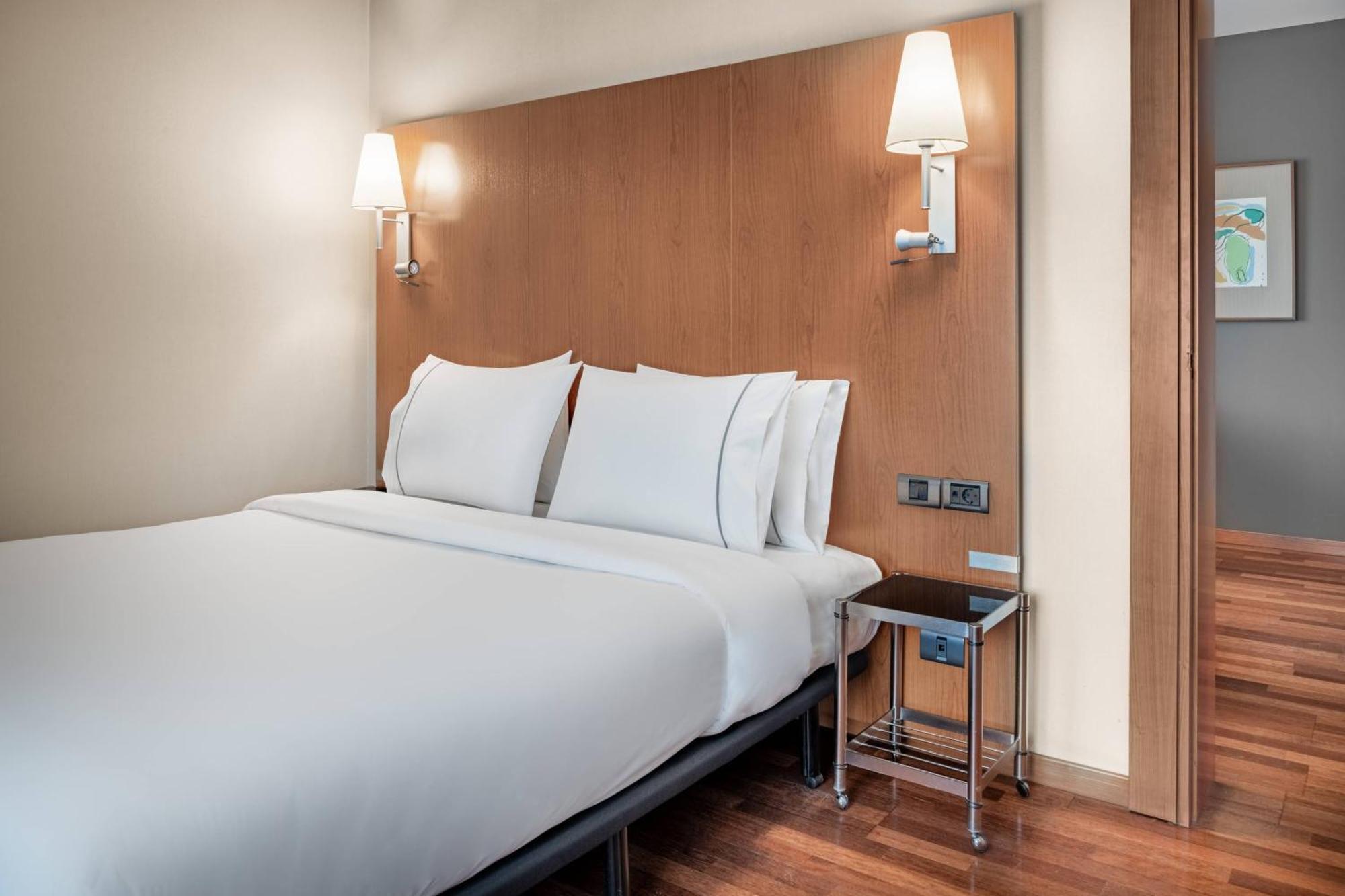 Ac Hotel Ponferrada By Marriott Buitenkant foto