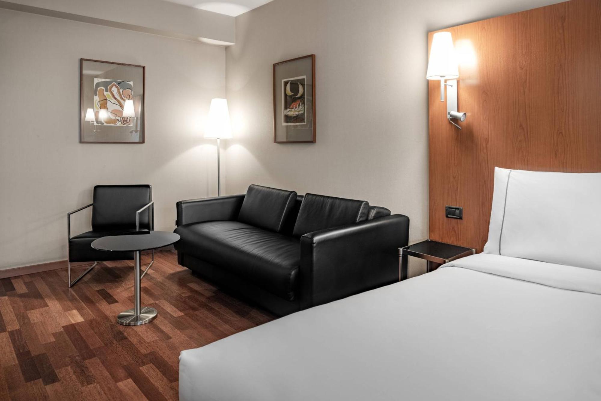 Ac Hotel Ponferrada By Marriott Buitenkant foto