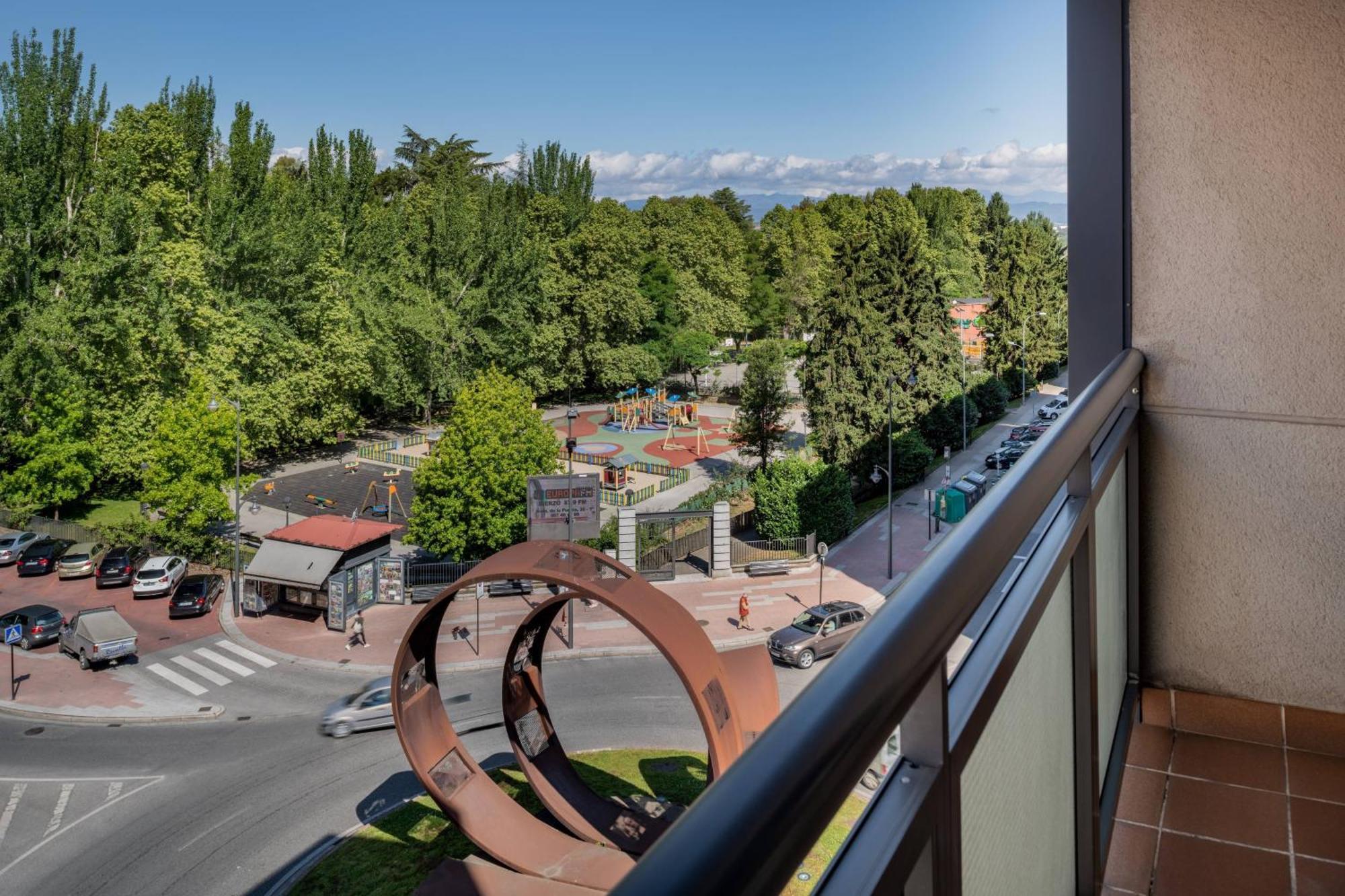 Ac Hotel Ponferrada By Marriott Buitenkant foto