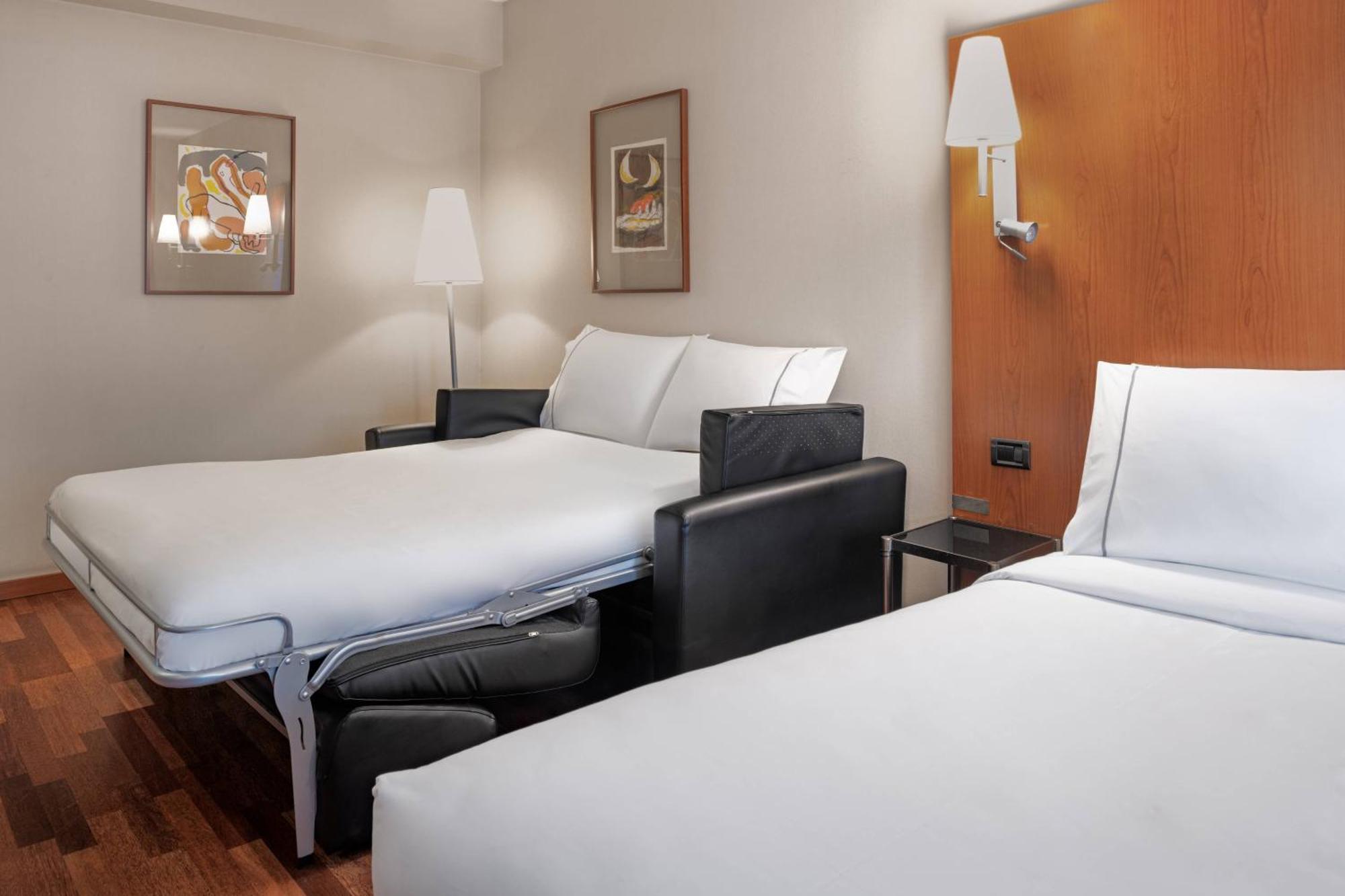 Ac Hotel Ponferrada By Marriott Buitenkant foto