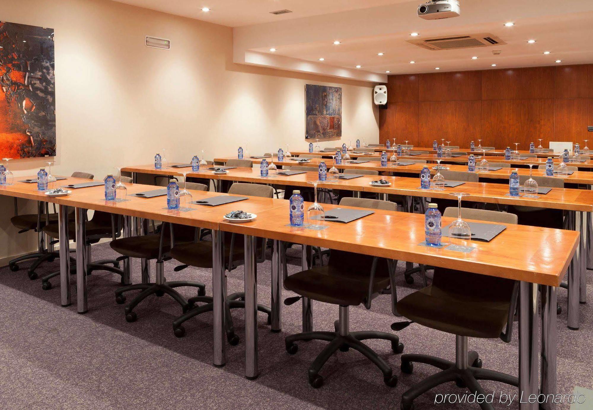 Ac Hotel Ponferrada By Marriott Buitenkant foto
