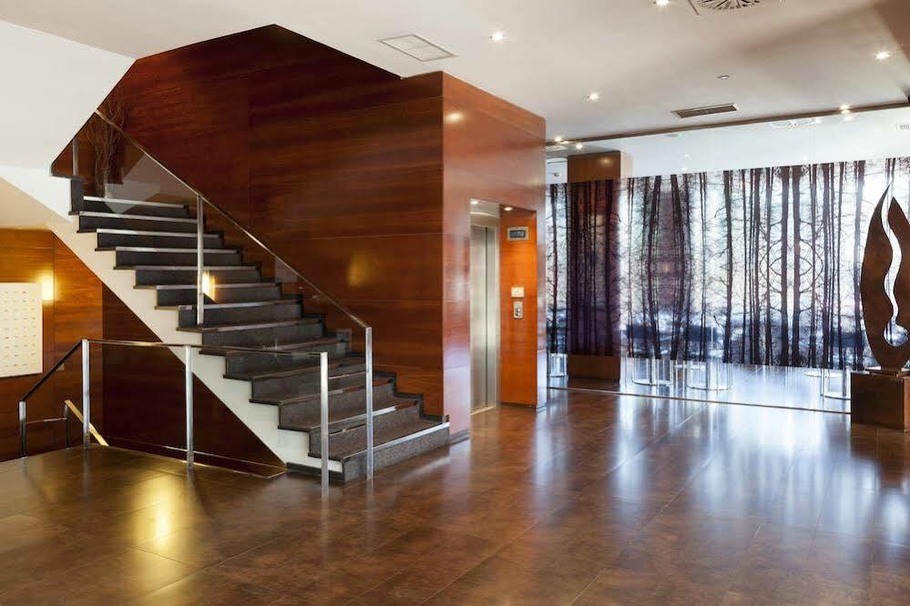 Ac Hotel Ponferrada By Marriott Buitenkant foto